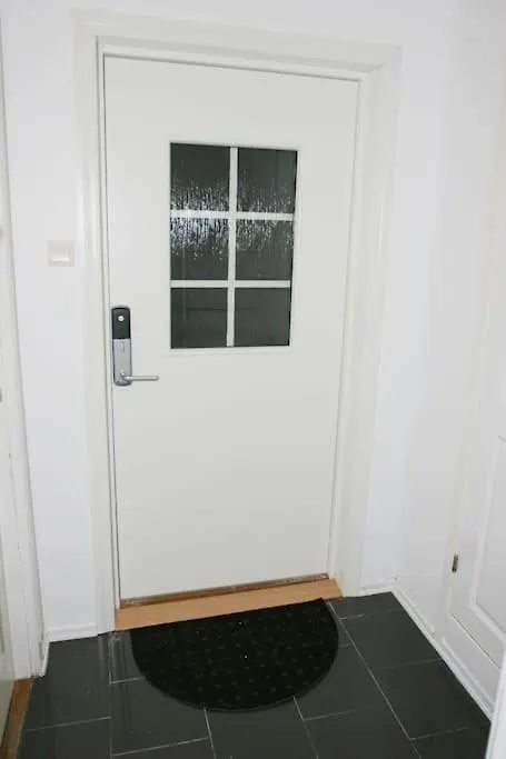3 Bedroom Apartment - Perfect Location - Harbour-Train-Bus-Citycenter Bergen