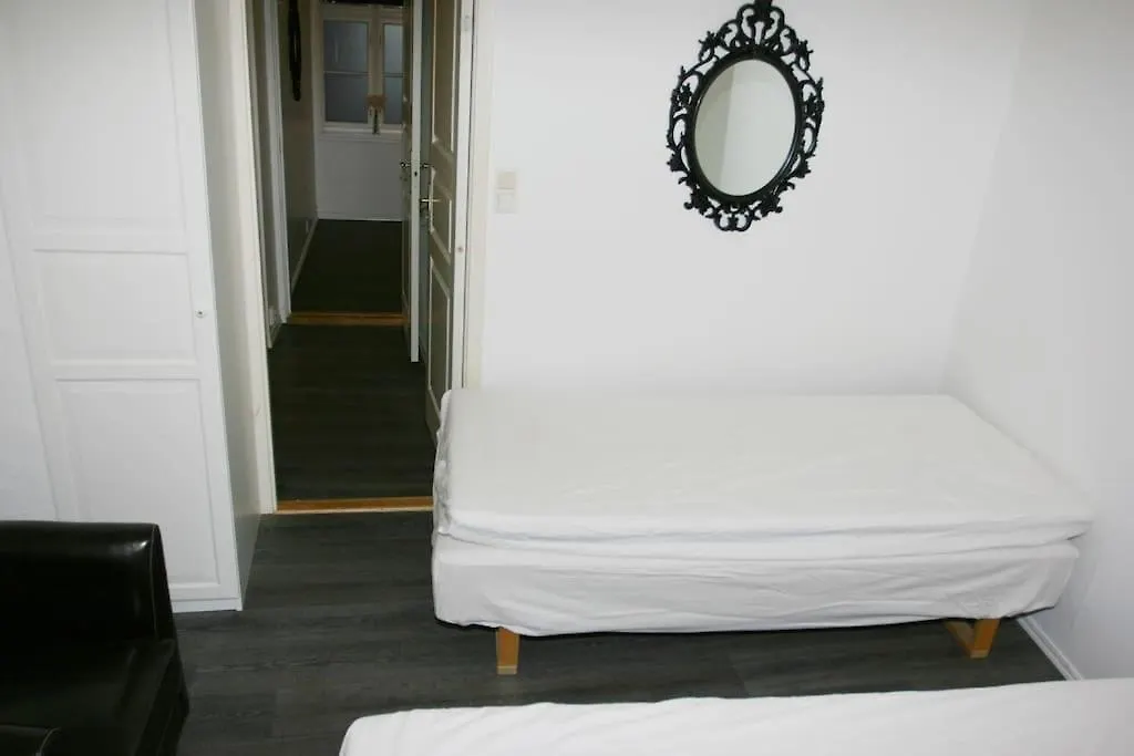 3 Bedroom Apartment - Perfect Location - Harbour-Train-Bus-Citycenter Bergen