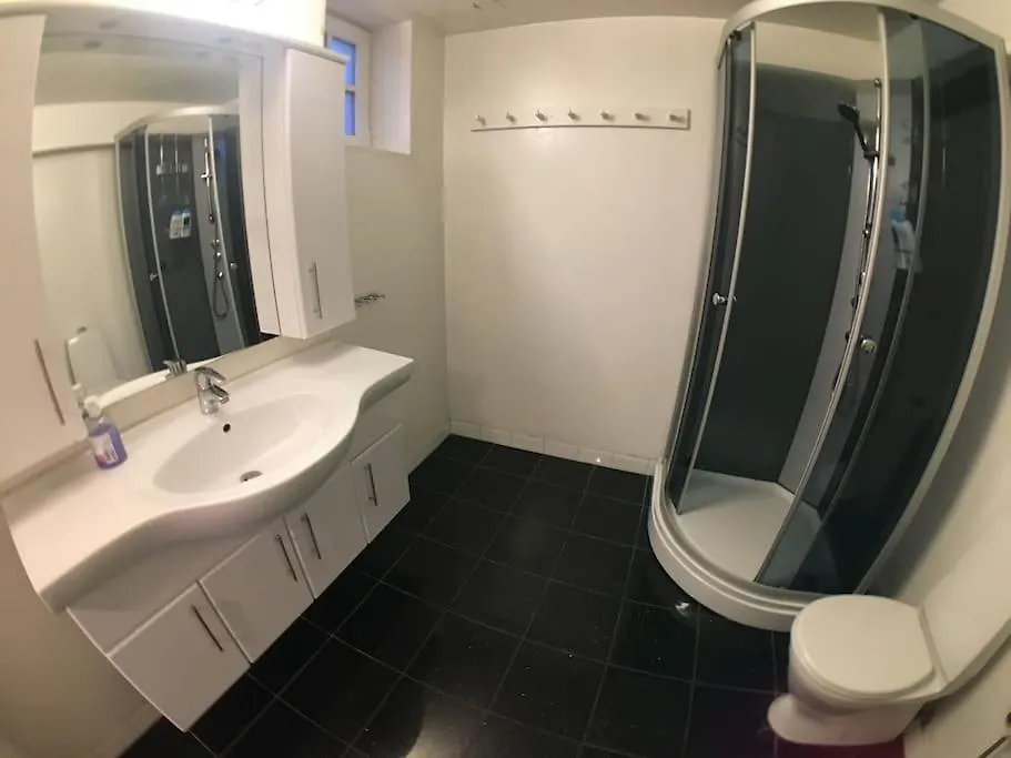 3 Bedroom Apartment - Perfect Location - Harbour-Train-Bus-Citycenter Bergen